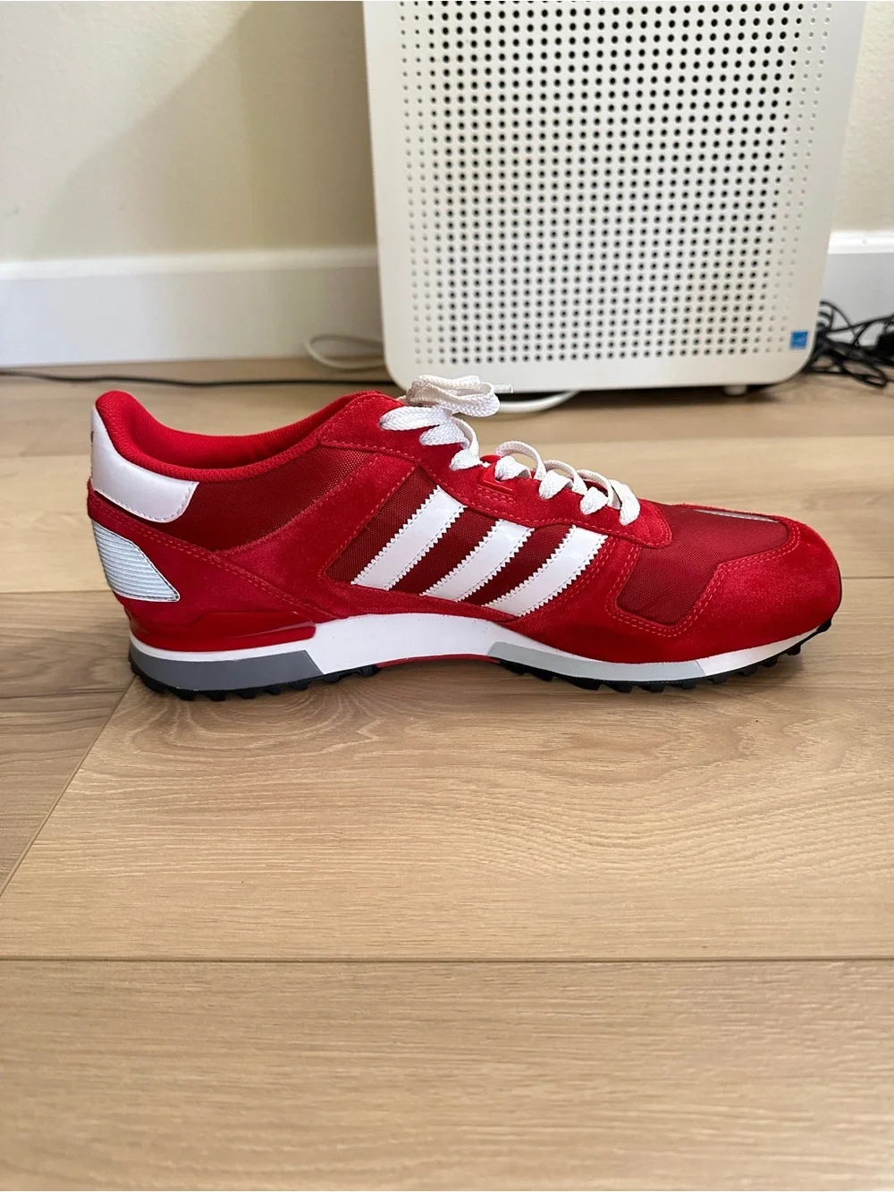 Adidas ZX 700 U43327 Men’s Size 11.5